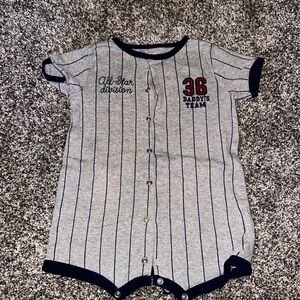Carter’s brand, baby boy, romper size 18 months great condition